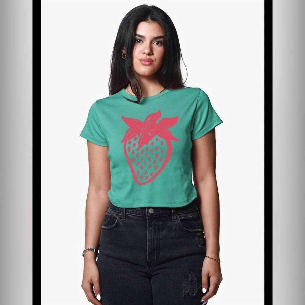 NEW GIRL DANGEROUS women's graphic cropped tee in green